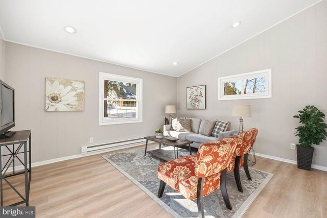 13102 MIDWAY AVE, Rockville, MD 20851