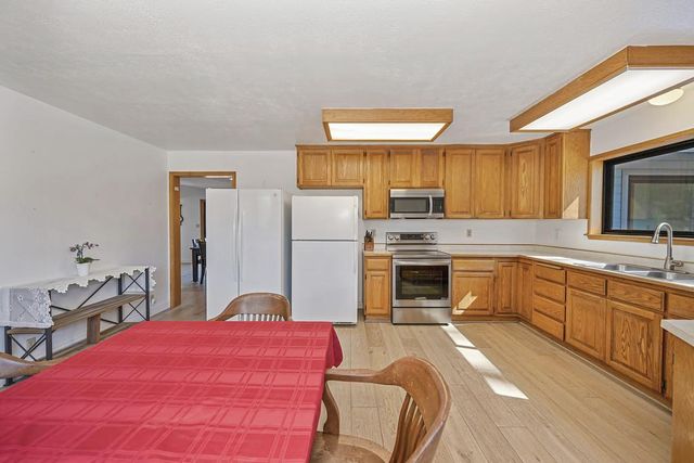 2831 Derrick Dr, Greenwood, CA 95635