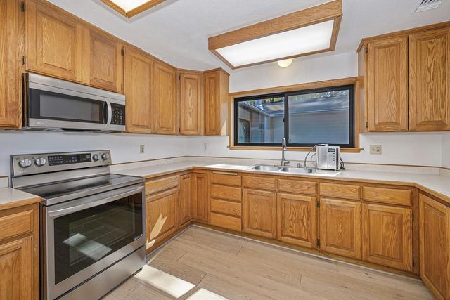 2831 Derrick Dr, Greenwood, CA 95635