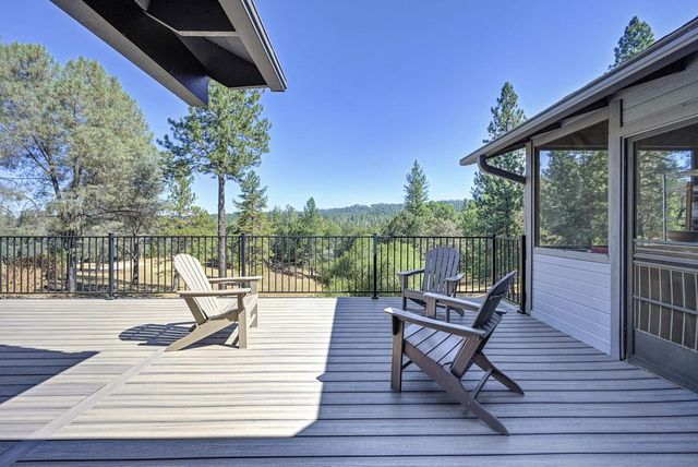 2831 Derrick Dr, Greenwood, CA 95635