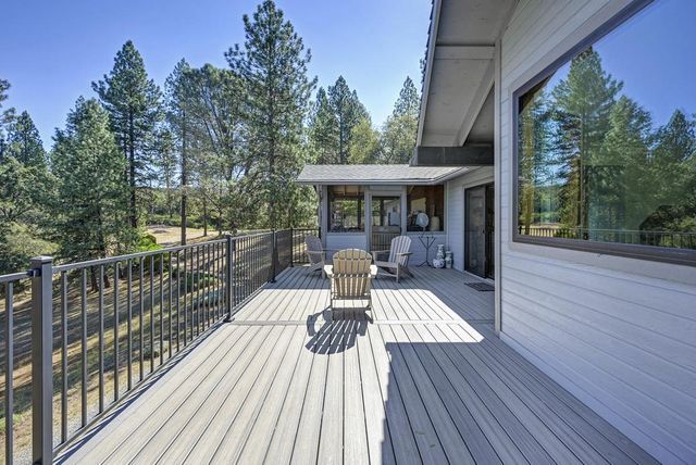 2831 Derrick Dr, Greenwood, CA 95635