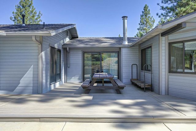 2831 Derrick Dr, Greenwood, CA 95635