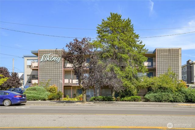 5920 24th Avenue NW, Seattle, WA 98107