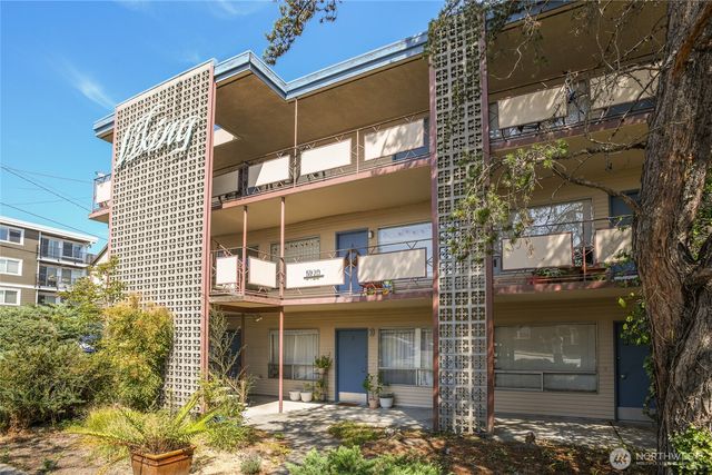 5920 24th Avenue NW, Seattle, WA 98107