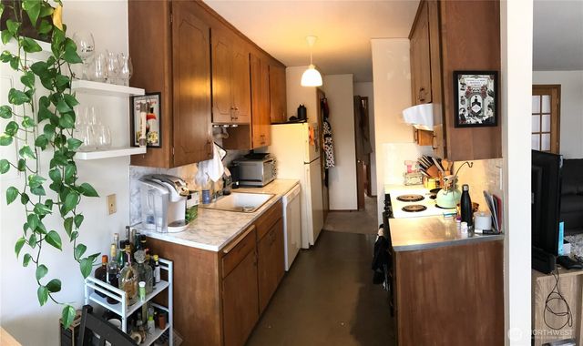 5920 24th Avenue NW, Seattle, WA 98107