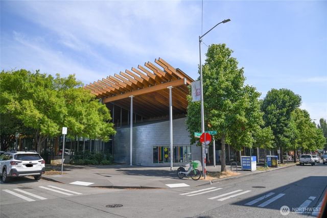 5920 24th Avenue NW, Seattle, WA 98107