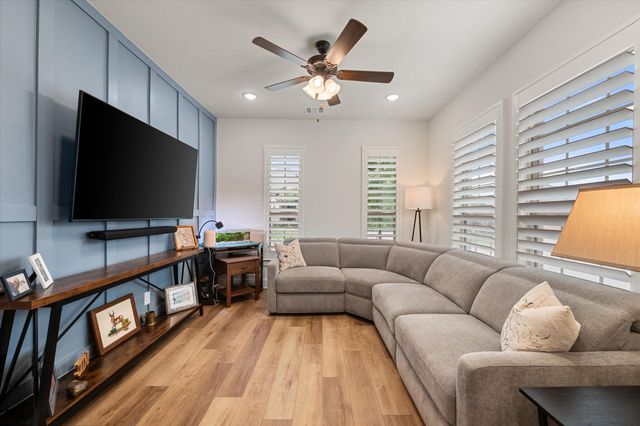 919 Capella Lane, Mansfield, TX 76063