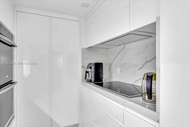 9801 Collins Avenue 5U, Bal Harbour, FL 33154