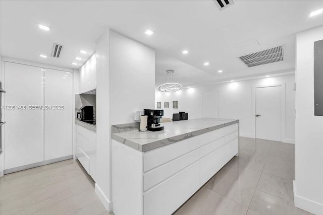 9801 Collins Avenue 5U, Bal Harbour, FL 33154