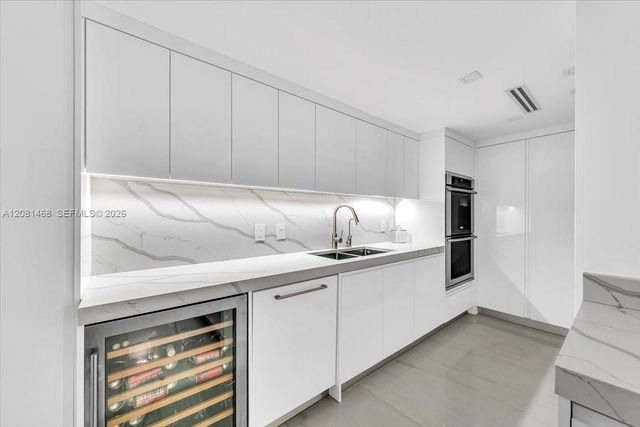 9801 Collins Avenue 5U, Bal Harbour, FL 33154