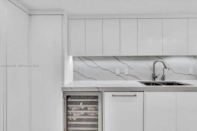 9801 Collins Avenue 5U, Bal Harbour, FL 33154