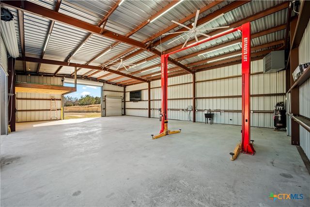 1121 Cypress Cove Road, Spring Branch, TX 78070