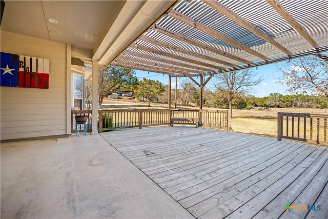 1121 Cypress Cove Road, Spring Branch, TX 78070