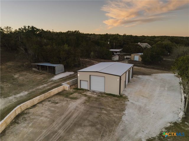 1121 Cypress Cove Road, Spring Branch, TX 78070