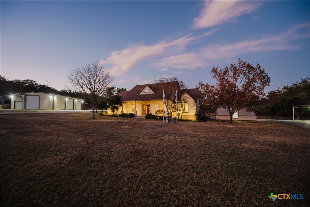 1121 Cypress Cove Road, Spring Branch, TX 78070