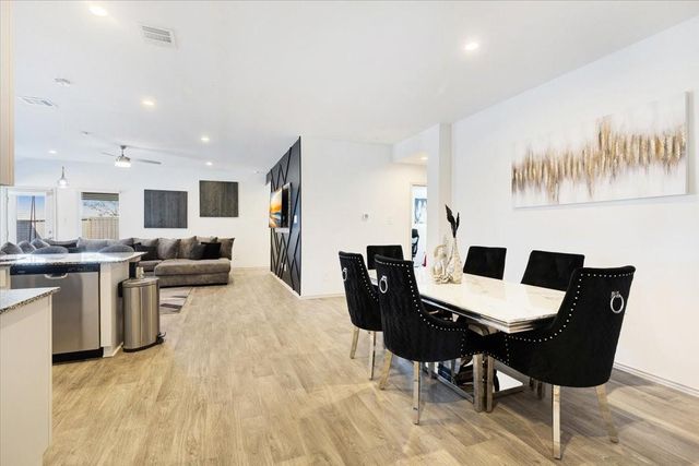 9714 Wall Street, Texas City, TX 77591