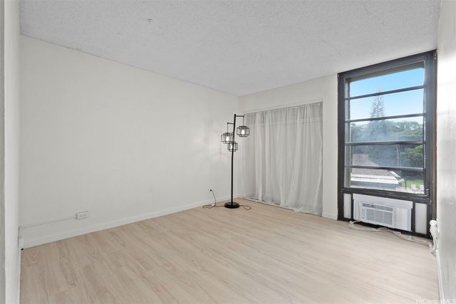 98-500 Koauka Loop 2H, Aiea, HI 96701