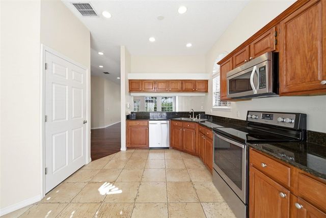 5452 ENDICOTT PLACE, Oviedo, FL 32765