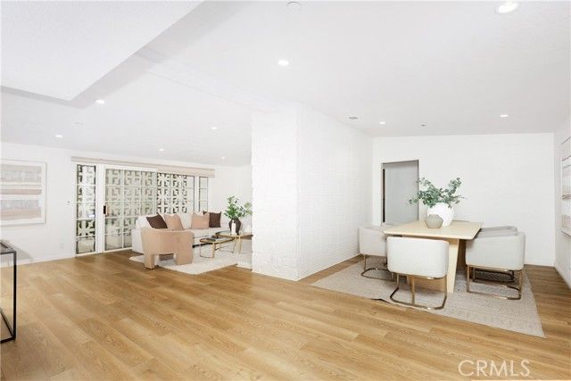 7333 Via Rio Nido, Downey, CA 90241