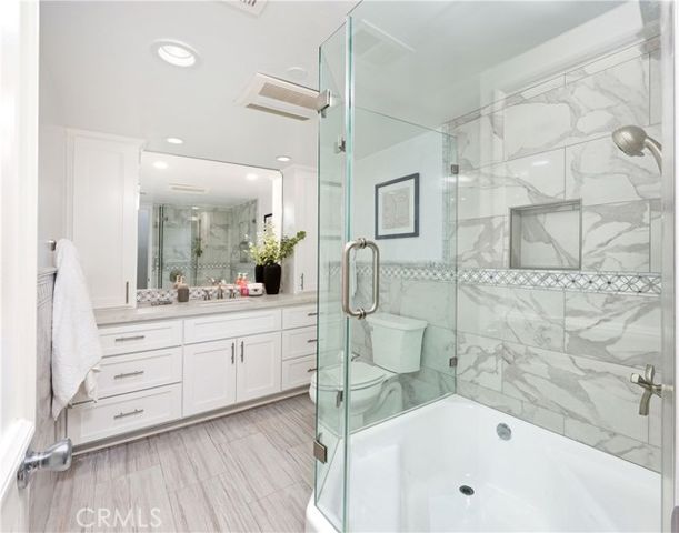 7333 Via Rio Nido, Downey, CA 90241