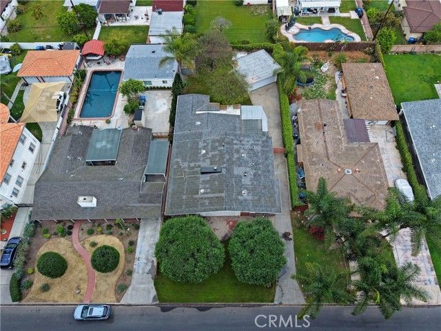 7333 Via Rio Nido, Downey, CA 90241