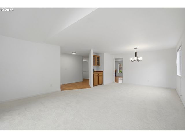 13841 Se HAMPSHIRE Ct, Happy Valley, OR 97086