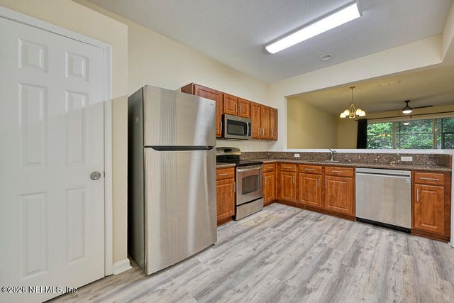 7546 SCARLET IBIS Lane, Jacksonville, FL 32256