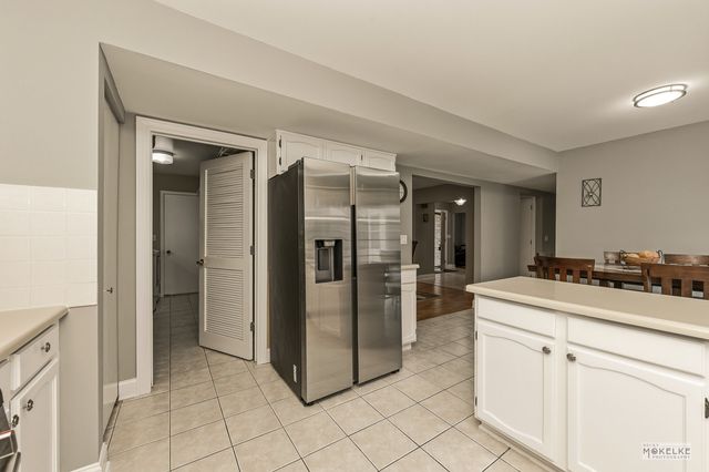 2499 Quail Court, Aurora, IL 60502