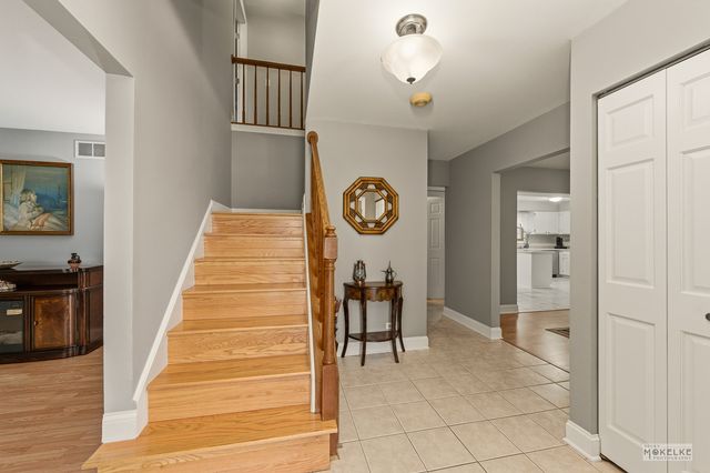 2499 Quail Court, Aurora, IL 60502