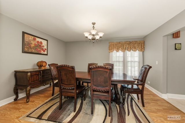 2499 Quail Court, Aurora, IL 60502