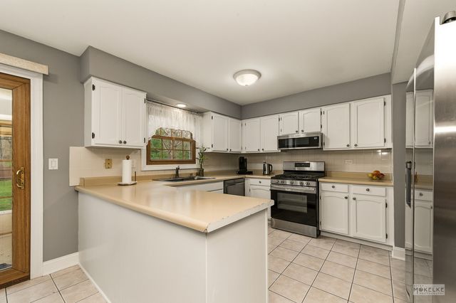 2499 Quail Court, Aurora, IL 60502