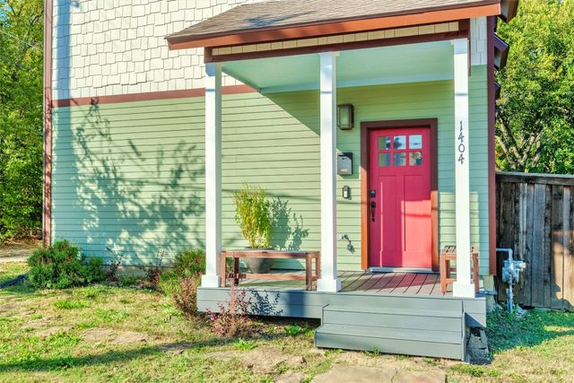 801 W Morphy Street, Fort Worth, TX 76104