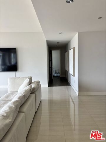 10727 Wilshire Boulevard 2002, Los Angeles, CA 90024