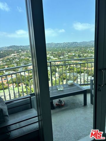 10727 Wilshire Boulevard 2002, Los Angeles, CA 90024