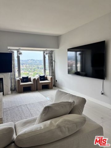 10727 Wilshire Boulevard 2002, Los Angeles, CA 90024
