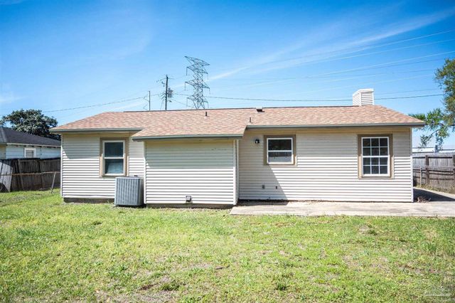 7092 Apple St, Pensacola, FL 32503