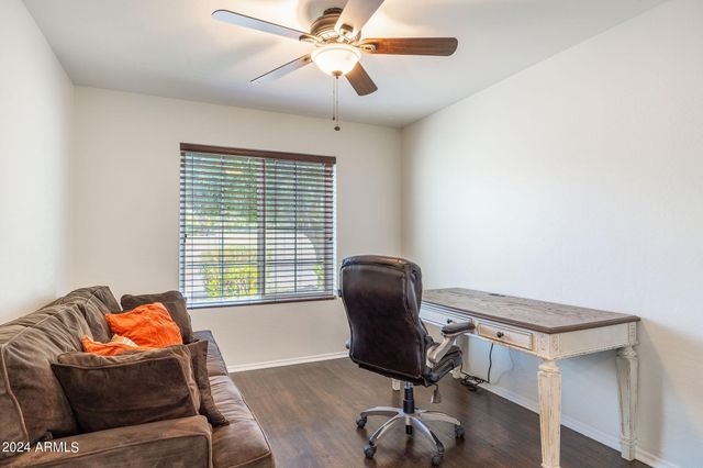 7515 E Laguna Azul Avenue, Mesa, AZ 85209