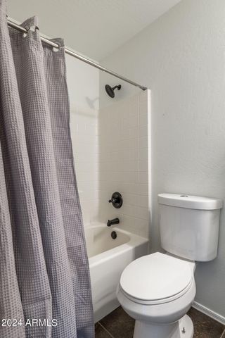 7515 E Laguna Azul Avenue, Mesa, AZ 85209