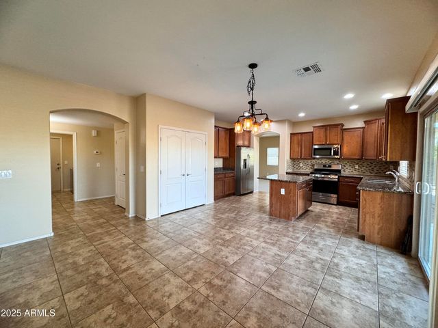 2974 E POWELL Way, Gilbert, AZ 85298