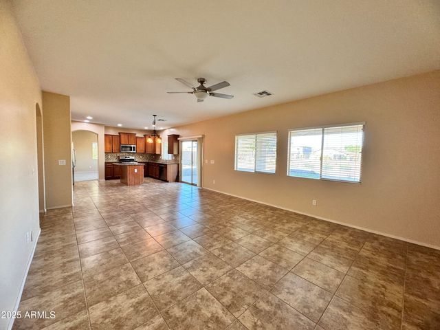 2974 E POWELL Way, Gilbert, AZ 85298