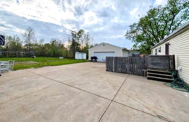 1088 PARKSIDE Drive, Erie, PA 16511