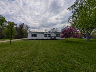 1088 PARKSIDE Drive, Erie, PA 16511