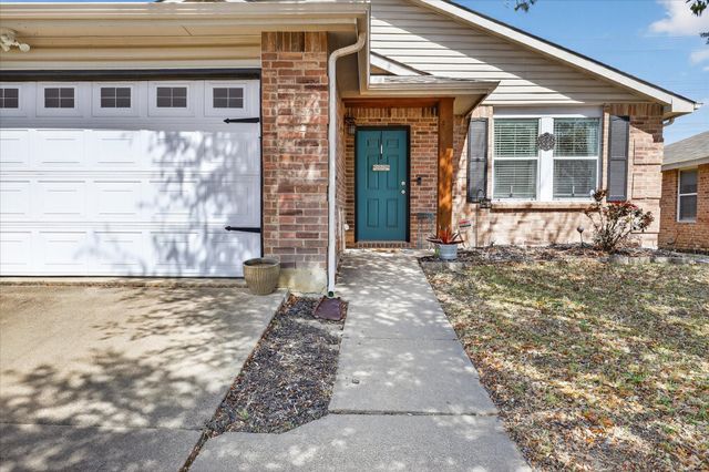 736 Granite Ridge Drive, Fort Worth, TX 76179