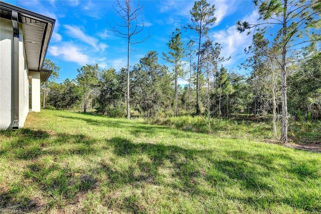 2002 E 10th ST, Lehigh Acres, FL 33936