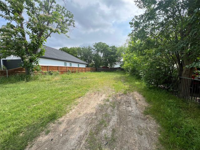 4126 Esmalda Street, Dallas, TX 75212