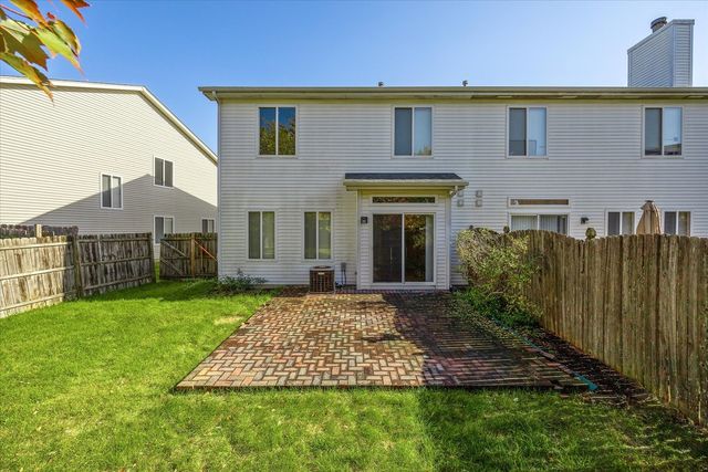 2721 Cripple Creek Court 2721, Naperville, IL 60564