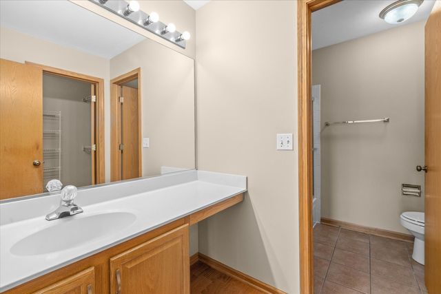 2721 Cripple Creek Court 2721, Naperville, IL 60564