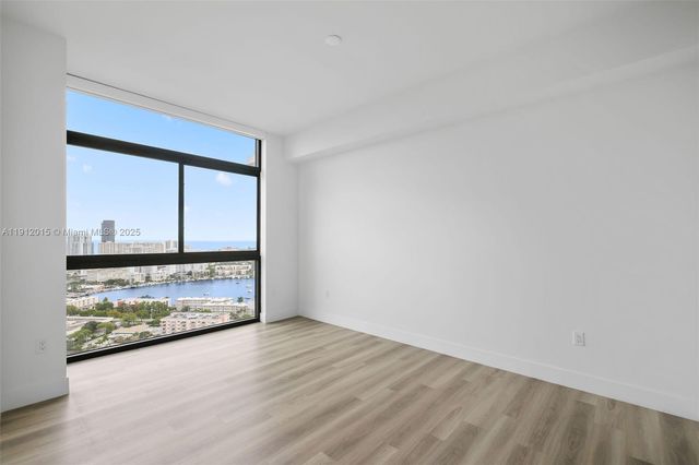 101 Diplomat Pkwy 2604, Hallandale Beach, FL 33009