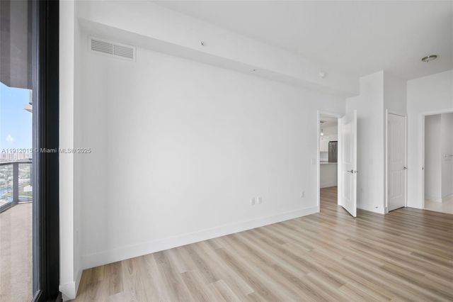 101 Diplomat Pkwy 2604, Hallandale Beach, FL 33009