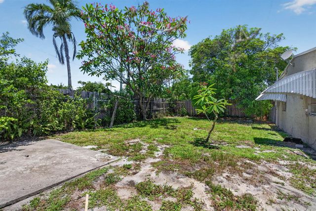511 NW 17th Avenue, Fort Lauderdale, FL 33311